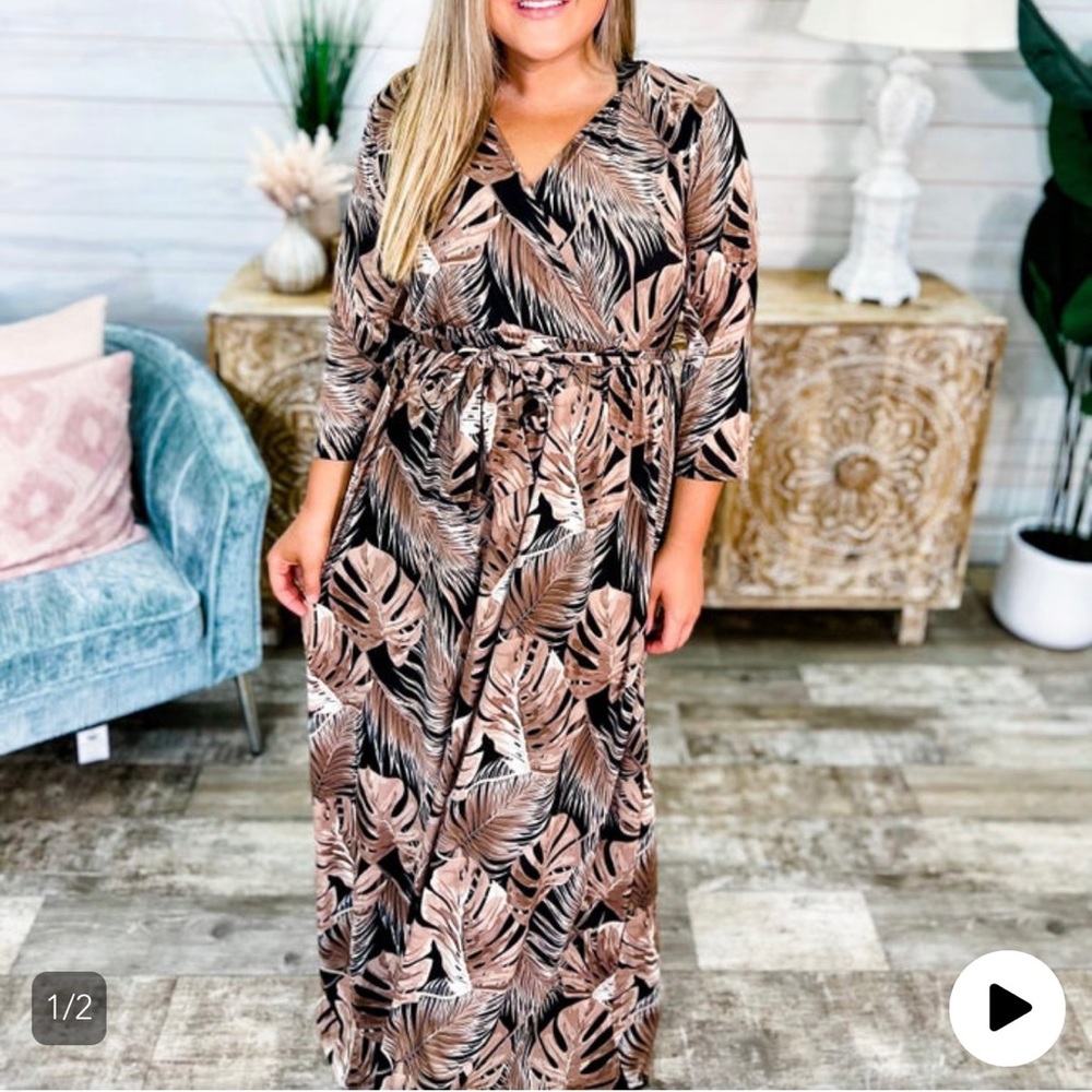 Vision Leaf Print Long Maxi Wrap Dress with Waist Tie Black Women’s Large NWT